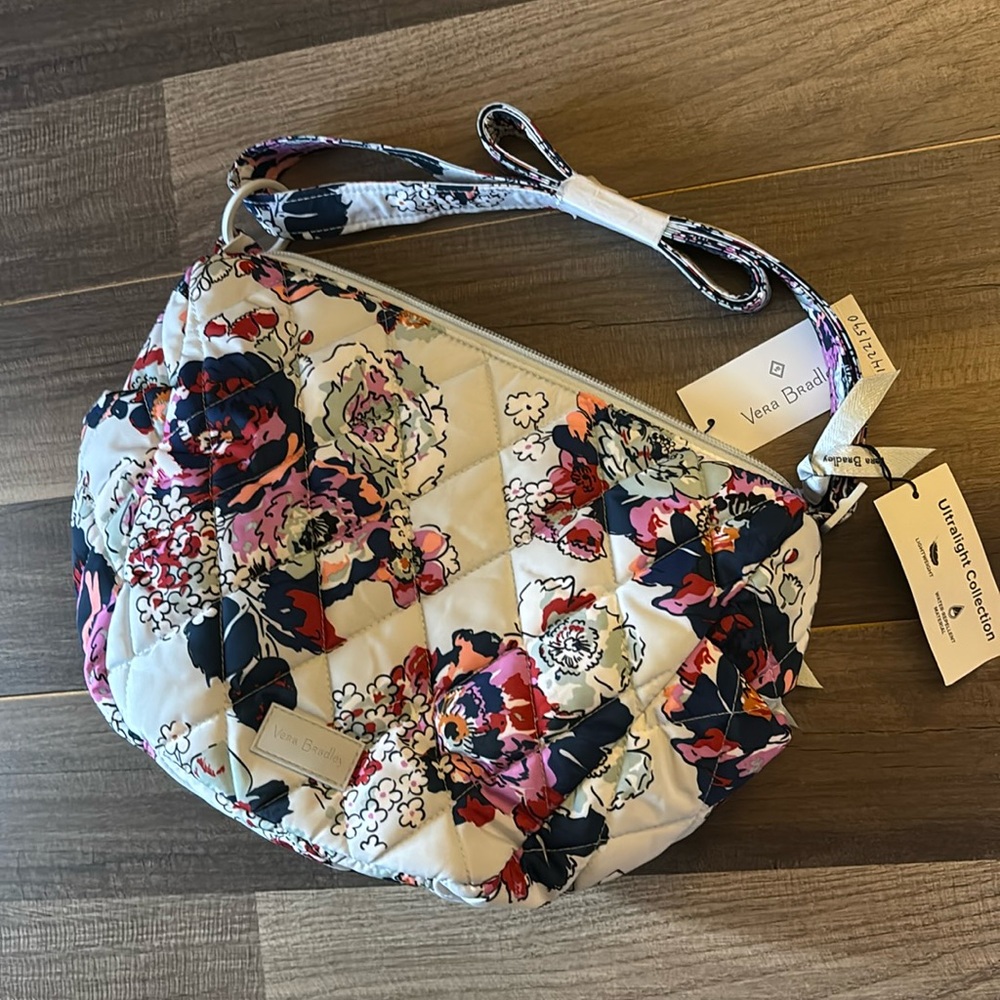 vera bradley ultralight Small Go Ahead Crossbody - Picture 2 of 5
